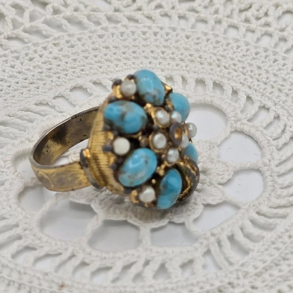Vintage Turquoise glass Faux pearl ring size  adjustable Costume Read